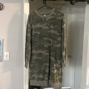 Old navy camouflage sweatshirt dress